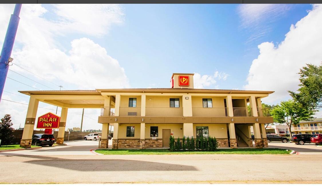 Palace Inn Конро Экстерьер фото